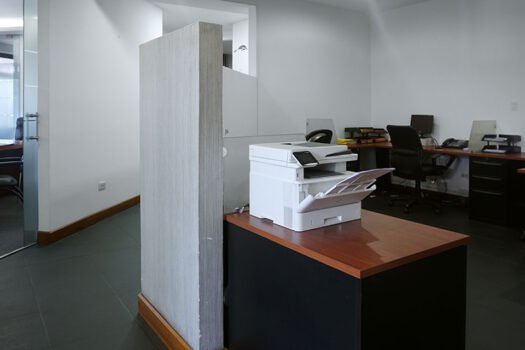 OFICINA 110m² AV. REPÚBLICA