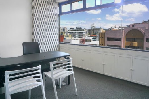 OFICINA 110m² AV. REPÚBLICA