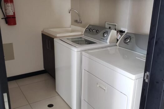 DEPARTAMENTO 280m² CUMBAYÁ