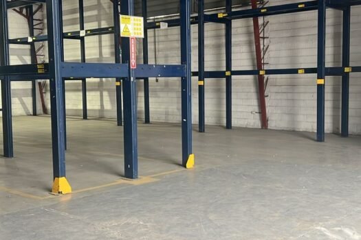 BODEGA 800m² ELOY ALFARO