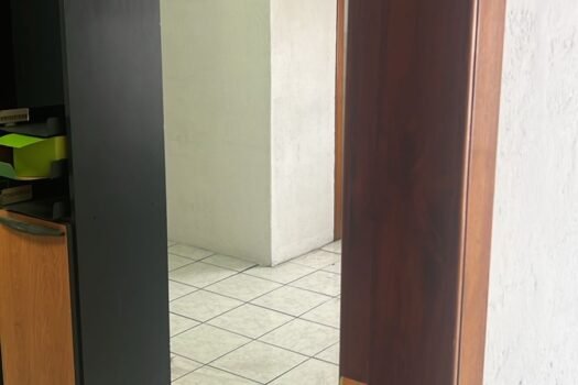 BODEGA 800m² ELOY ALFARO