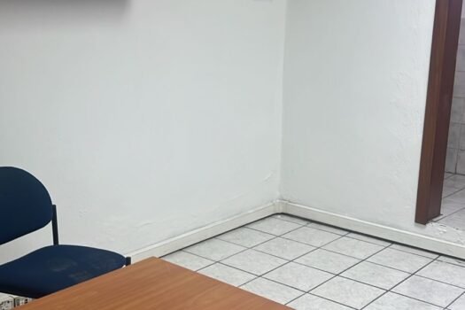 BODEGA 800m² ELOY ALFARO